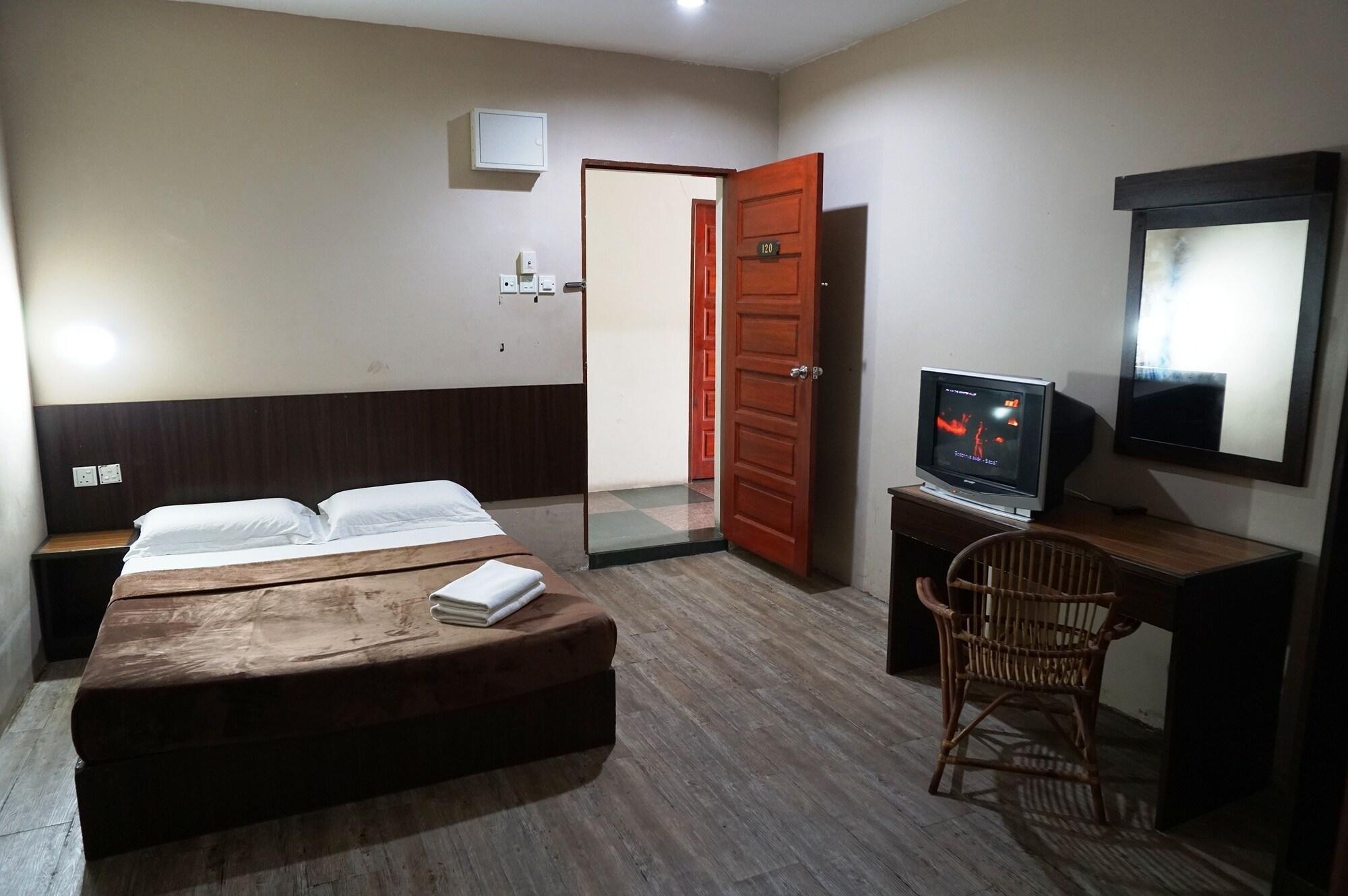 1 Baron Motel Куах Экстерьер фото
