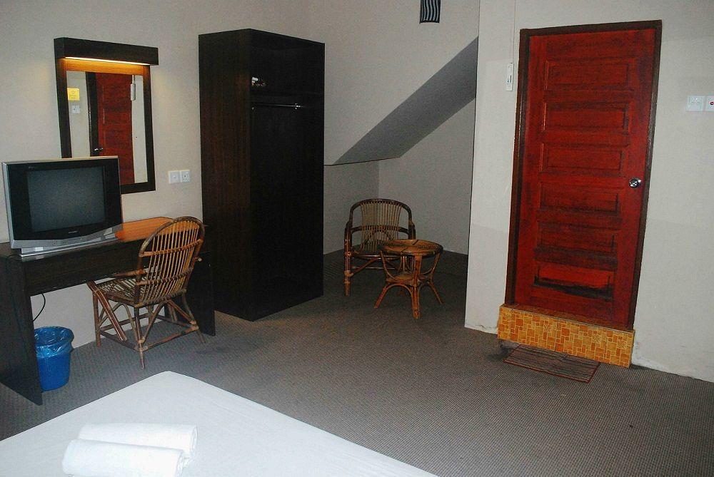 1 Baron Motel Куах Экстерьер фото